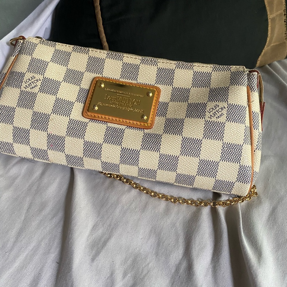 Louis Vuitton Eva